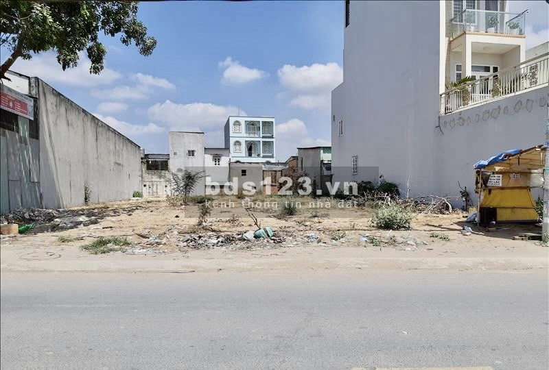 Siêu phẩm lô đất đẹp đường Nguyễn Bình, Nhà Bè, gần Chi cục thuế, 75m2, 1tỷ7, sổ riêng