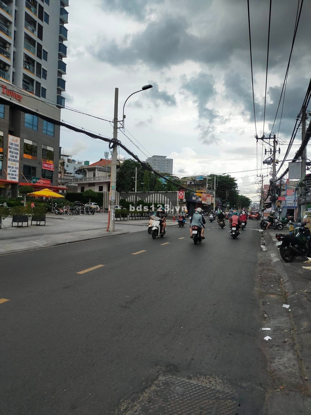 Bán nhà nằm ngay trung tâm MT Tân Phú - Giáp Bàu Cát Tân Bình - Dòng tiền kinh doanh thoải mái 3,7tỷ