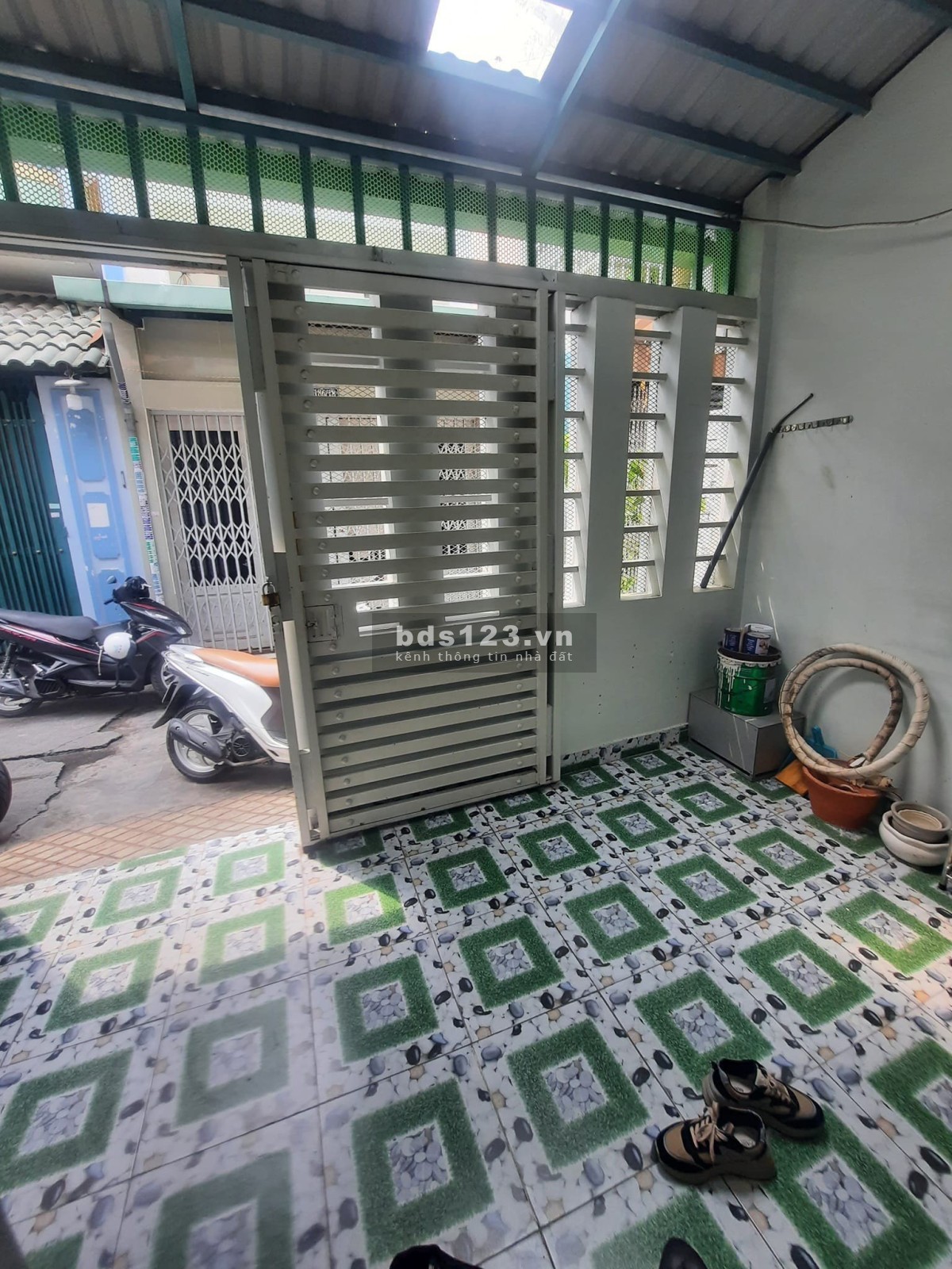 1 căn nhà siêu hot cho các bạn có tài chính từ 4 tỷ nhé nhà mới đẹp, địa thế đẹp