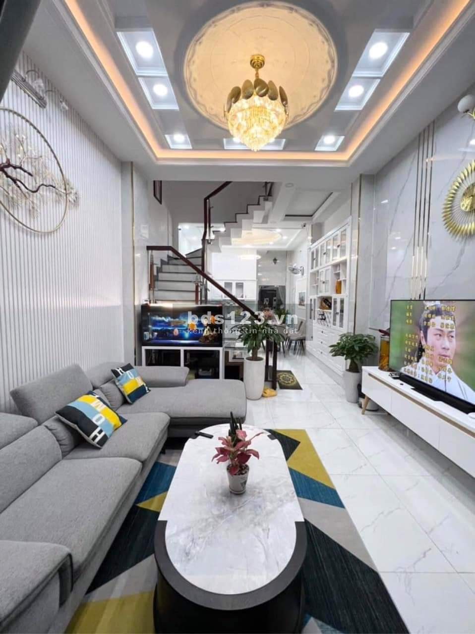 Ưu đãi tháng 6 - nhà 5 tầng mới tinh - 56m² - nhỉnh 6 tỷ - khu vực tam giác vàng Gò Vấp