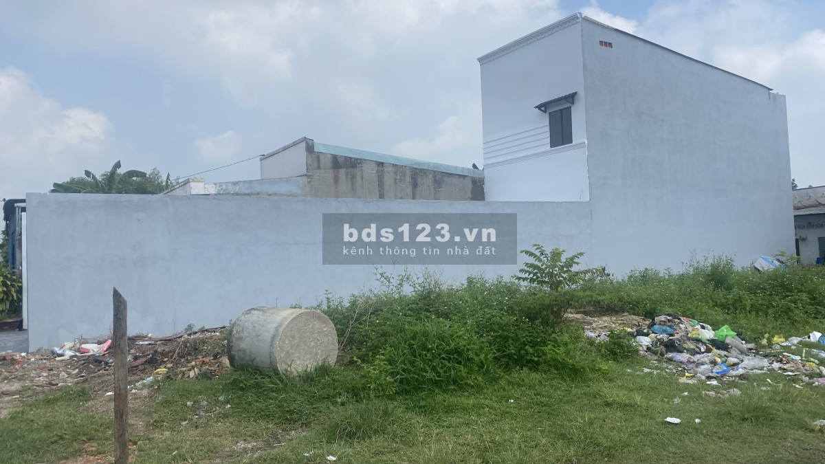 Bán nhà chính chủ 2 MT, 1 trệt 1 lầu, hẻm xe hơi