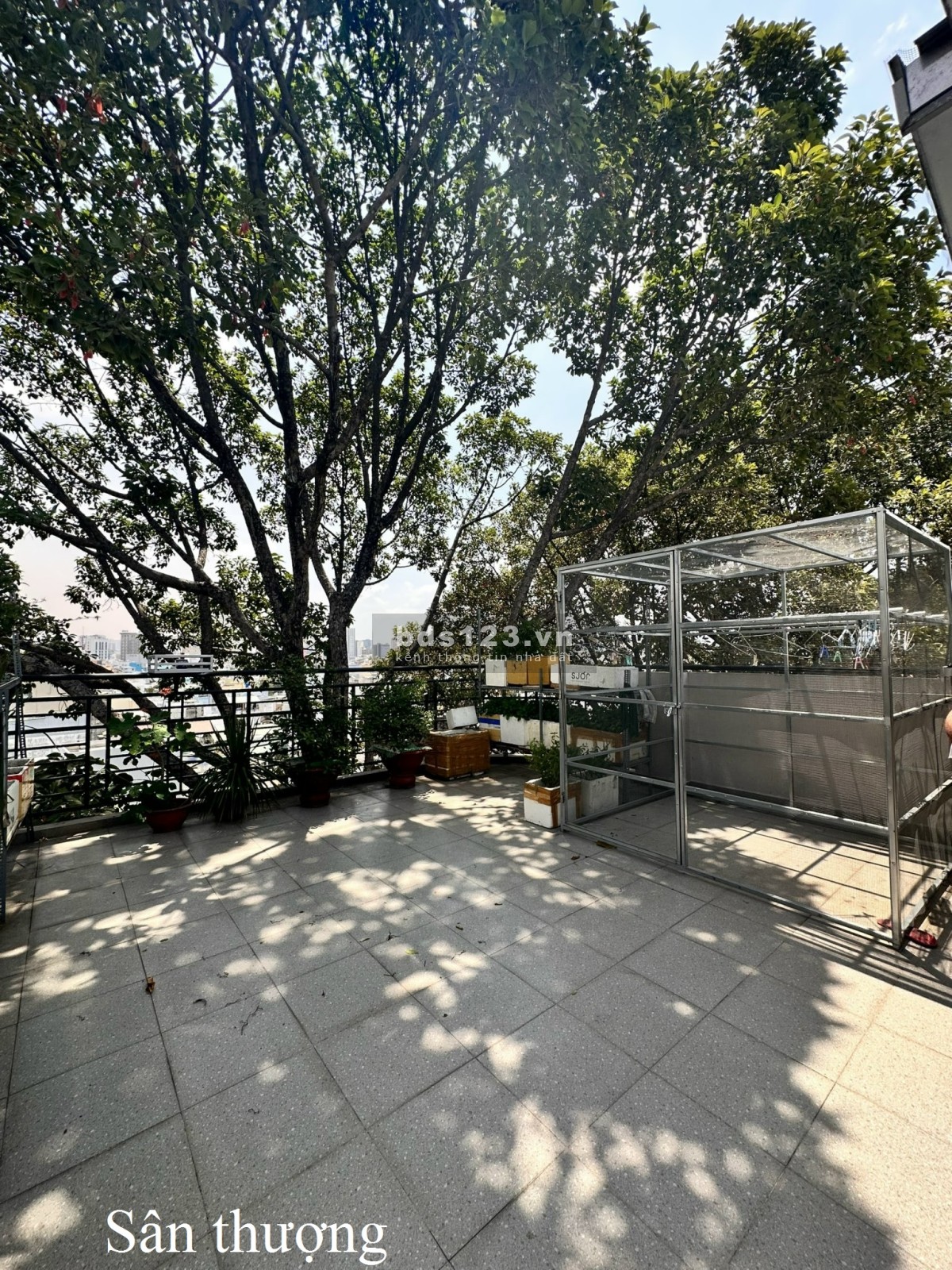 Bán Building mới xây 2 mặt tiền 75 Trần Quang Diệu, P14, Quận 3