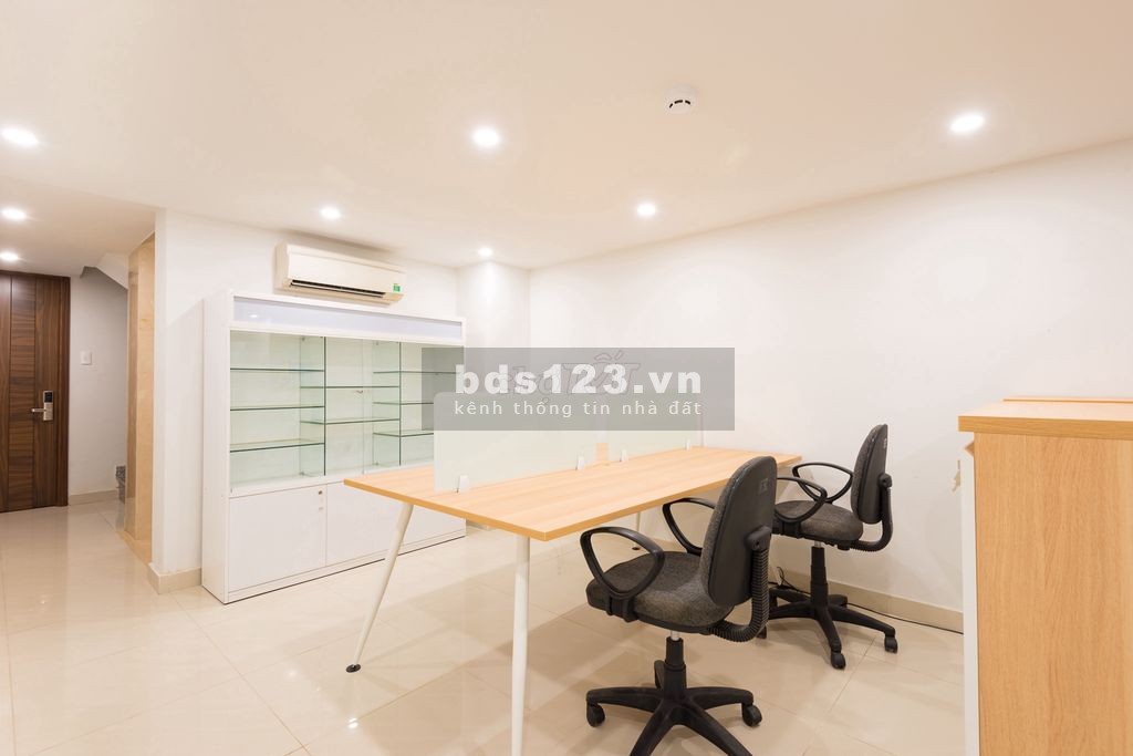 Cho thuê mặt bằng văn phòng, dịch vụ, kinh doanh, Showroom. Nội thất đầy đủ