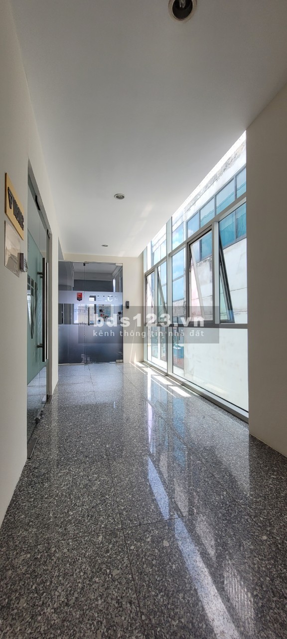 Văn phòng trống lầu 5 View Sông Sài Gòn, diện tích 86.3m2