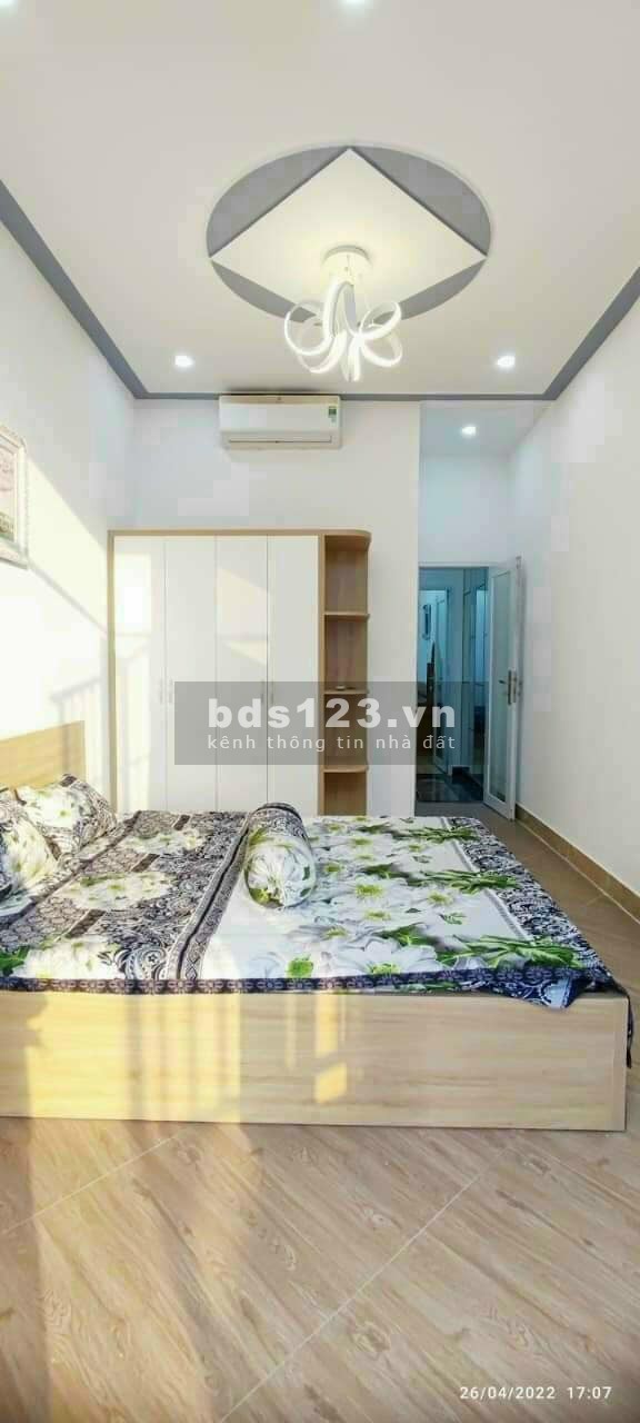 Ra riêng bán nhà D2 BT 65M, 2.2ty950, SHR, có nội thất đầy đủ. Có sân thượng. SHR chính chủ. LH LÂM