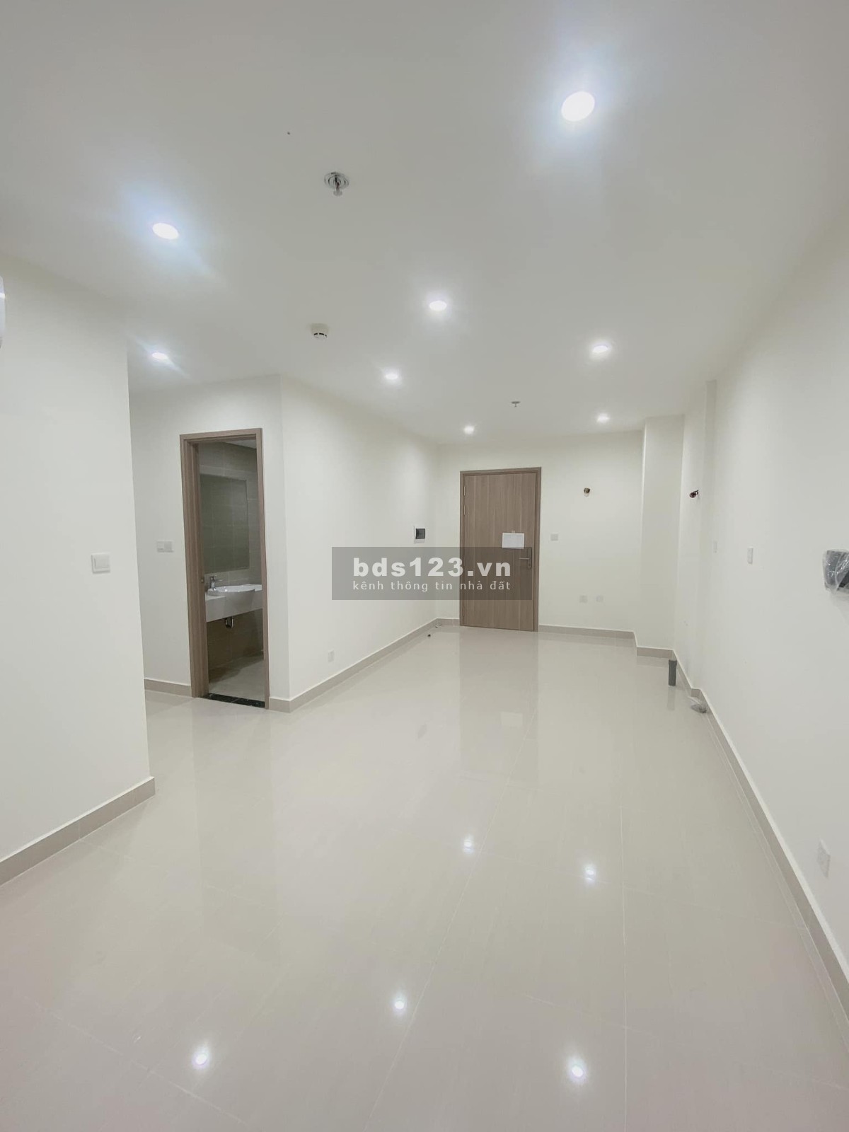 Chính chủ cần bán gấp căn hộ 1PN+ 47M2 Origami Vinhomes Grand Park quận 9 ngộp giá chỉ 1ty8 full NT