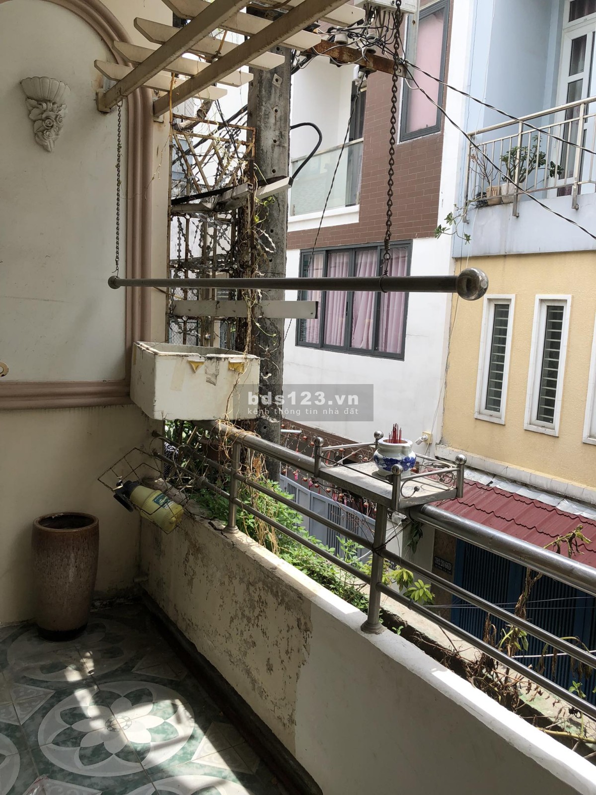 Cần cho thuê nhà hẻm 392 Cao Thắng Quận 10, ( Đối Diện hồ Kỳ Hòa )