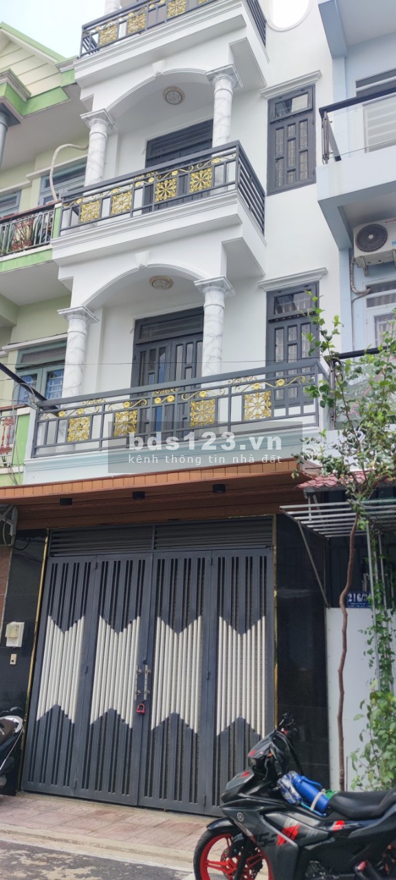 Bán nhà Bùi Văn Ngữ q12, dt: 4x17.8, 5 tầng, hẻm 6m, nhĩnh 4.5 tỷ