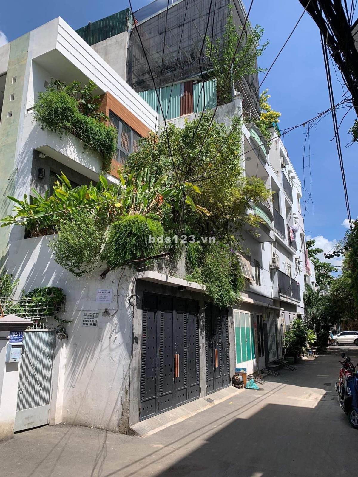 Bán biệt thự đường Dương Quãng Hàm, P.5, Gò Vấp, TpHCM, 6x20m 3 tầng, GIÁ 12 Tỷ , 1 đời chủ kiên cố