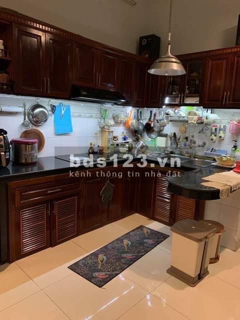 Bán nhà 3L HXH 8m đường Nguyễn Cửu Vân, P.17, BT (6x12.5m 74M GIÁ 12.9 Tỷ Góc 2 MT) View Lanmark 81