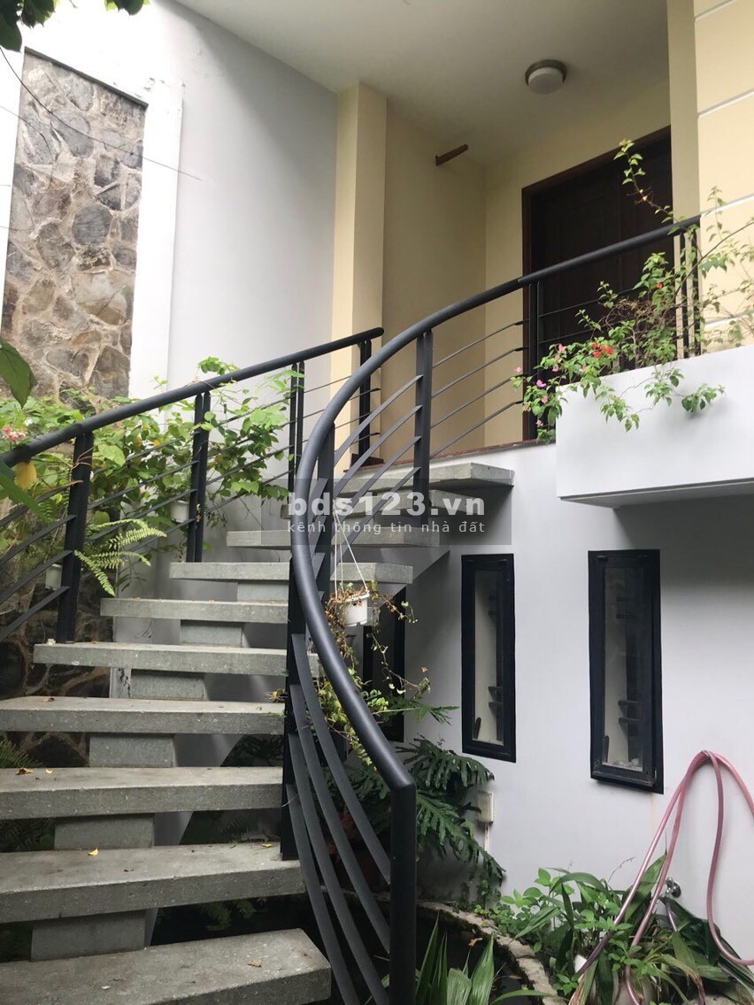 Bán nhà hẻm 174/ Đường Điện Biên Phủ, Phường 17, BT, Tphcm 5.6x20m Vuông, Hầm T3L, 107m chỉ 11.5 Tỷ.