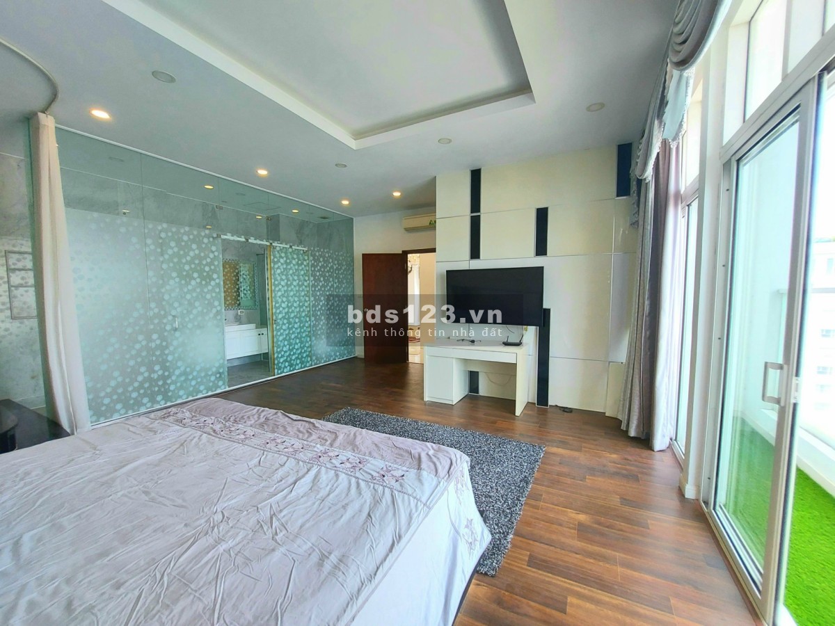 Bán Penthouse khu Sunrise City, Q7, Nguyễn Hữu Thọ. Đối diện siêu thị Lotter Mart (gần Phú Mỹ Hưng)