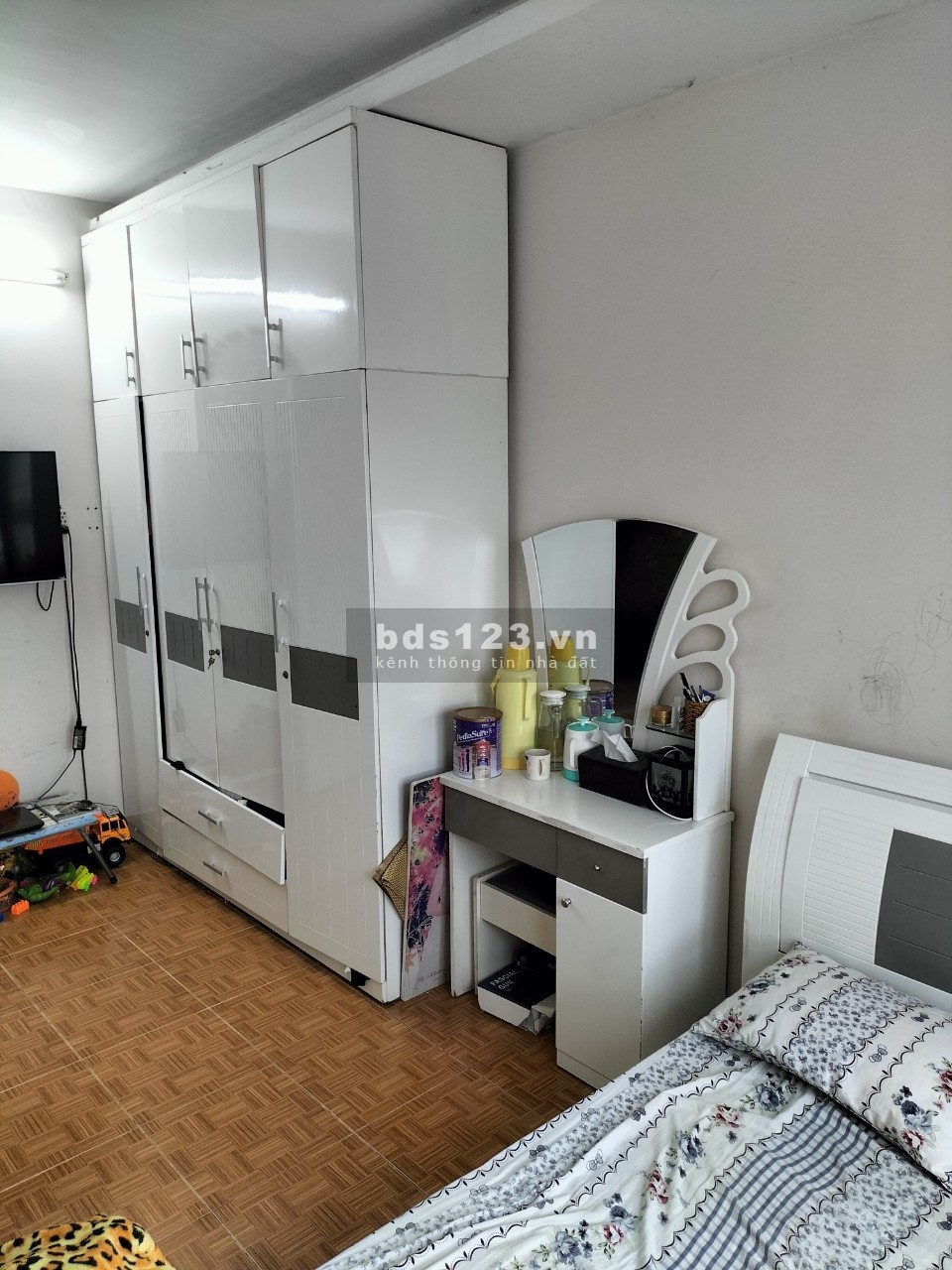 Bán nhanh CC 8X Đầm Sen, dt 45m2, 1pn giá 1 tỉ 375tr. Lh Mỹ xem nhà 0384015896