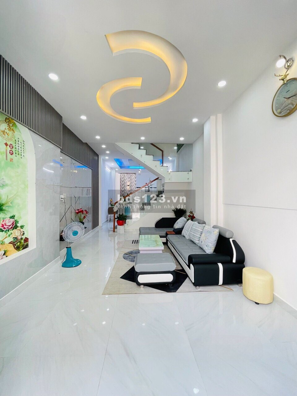 Nhà HXH Gò Vấp Đường 51 P.14 5ty7 TL nhà đẹp nhất khu vực GV nội thất đầy đủ.
