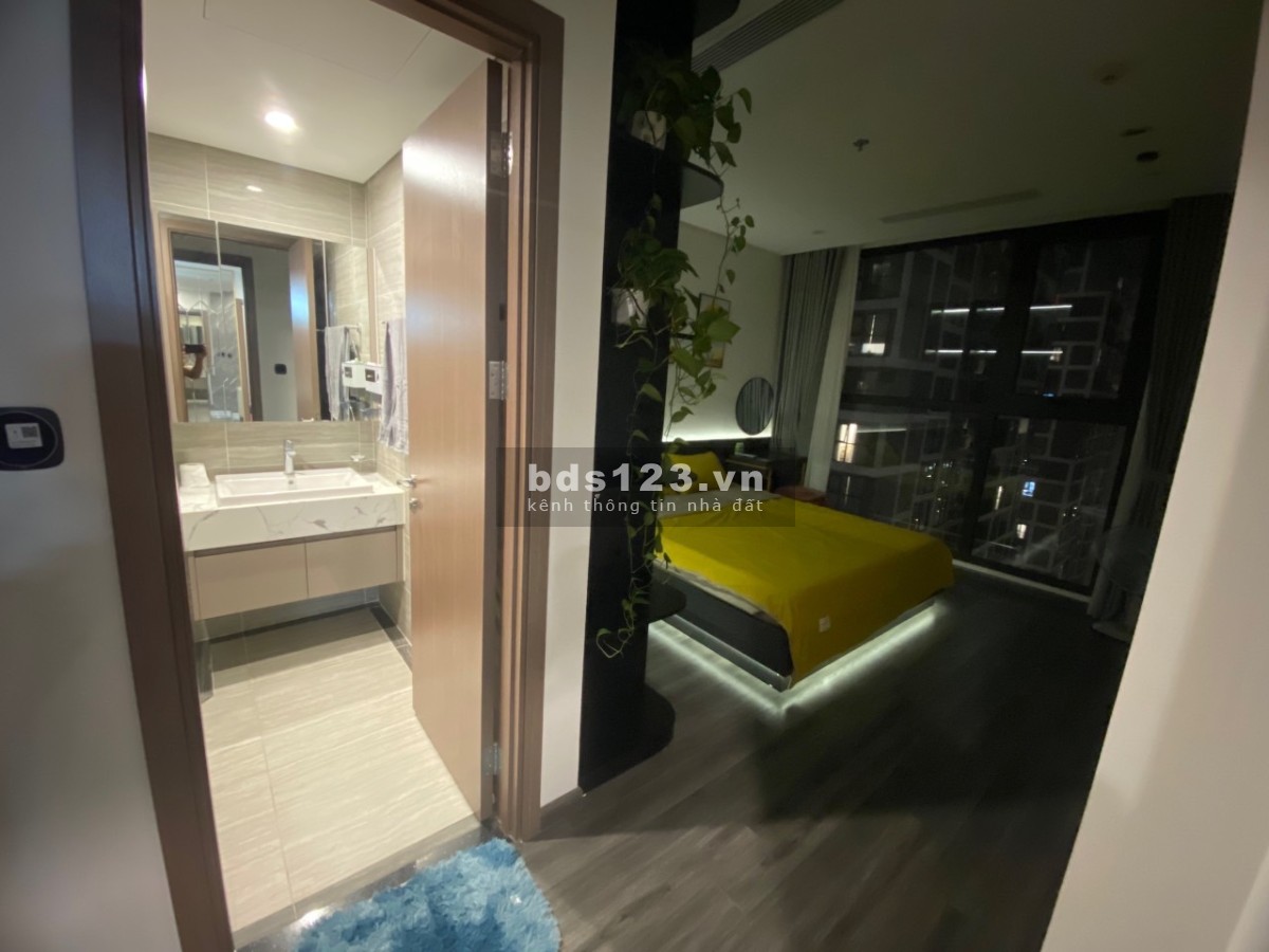 Chính chủ cho thuê căn hộ 3PN full nội thất cao cấp view Vinuni cực đẹp Vinhomes Ocean Park