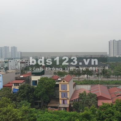 Bán chung cư kđt Đặng Xá 70m 2pn , 2 wc tầng cao thoáng mát 0975271035