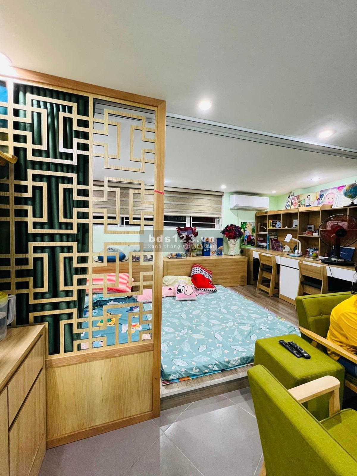 Bán nhà PHÚC DIỄN 33m2 oto tránh