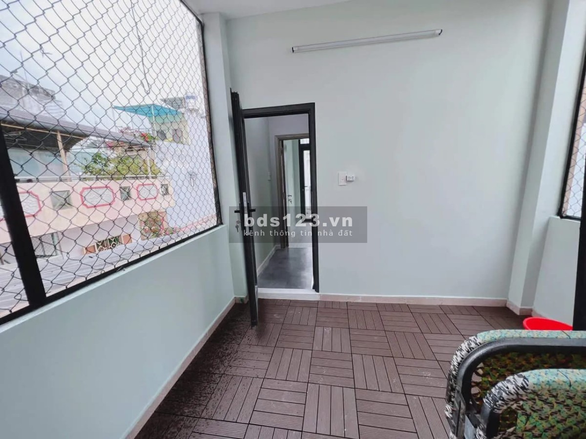Bán nhà hàng vip Nguyễn Thiện Thuật 5.9 tỷ phường 3, quận 3. 3 lầu mới đẹp