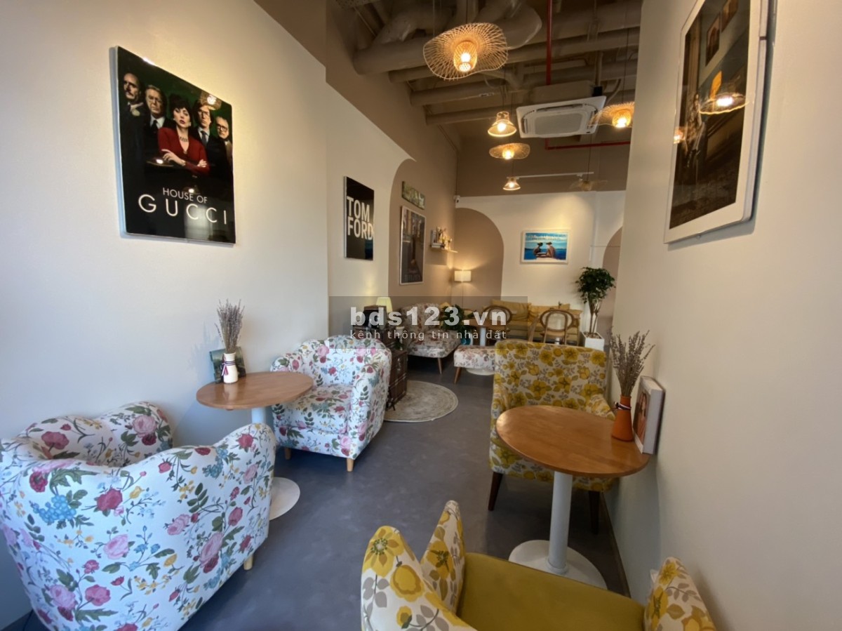 Cho thuê shophouse mặt sảnh 72m2 hoàn thiện giá 30 triệu