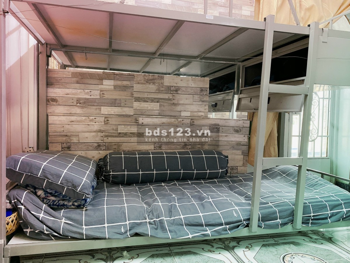Ở ghép trọn gói 1tr3 cả để xe, điện nước sát trường Đại Học