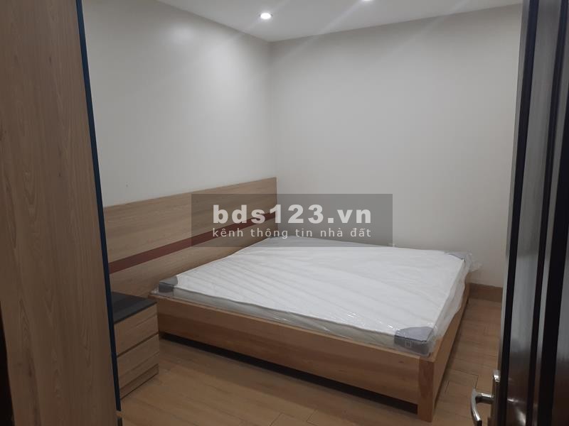 Cho thuê gấp CHDV 1N,1K siêu rộng Full đồ tại ngõ 294 Kim Mã, Ba Đình. Chỉ 8 triệu