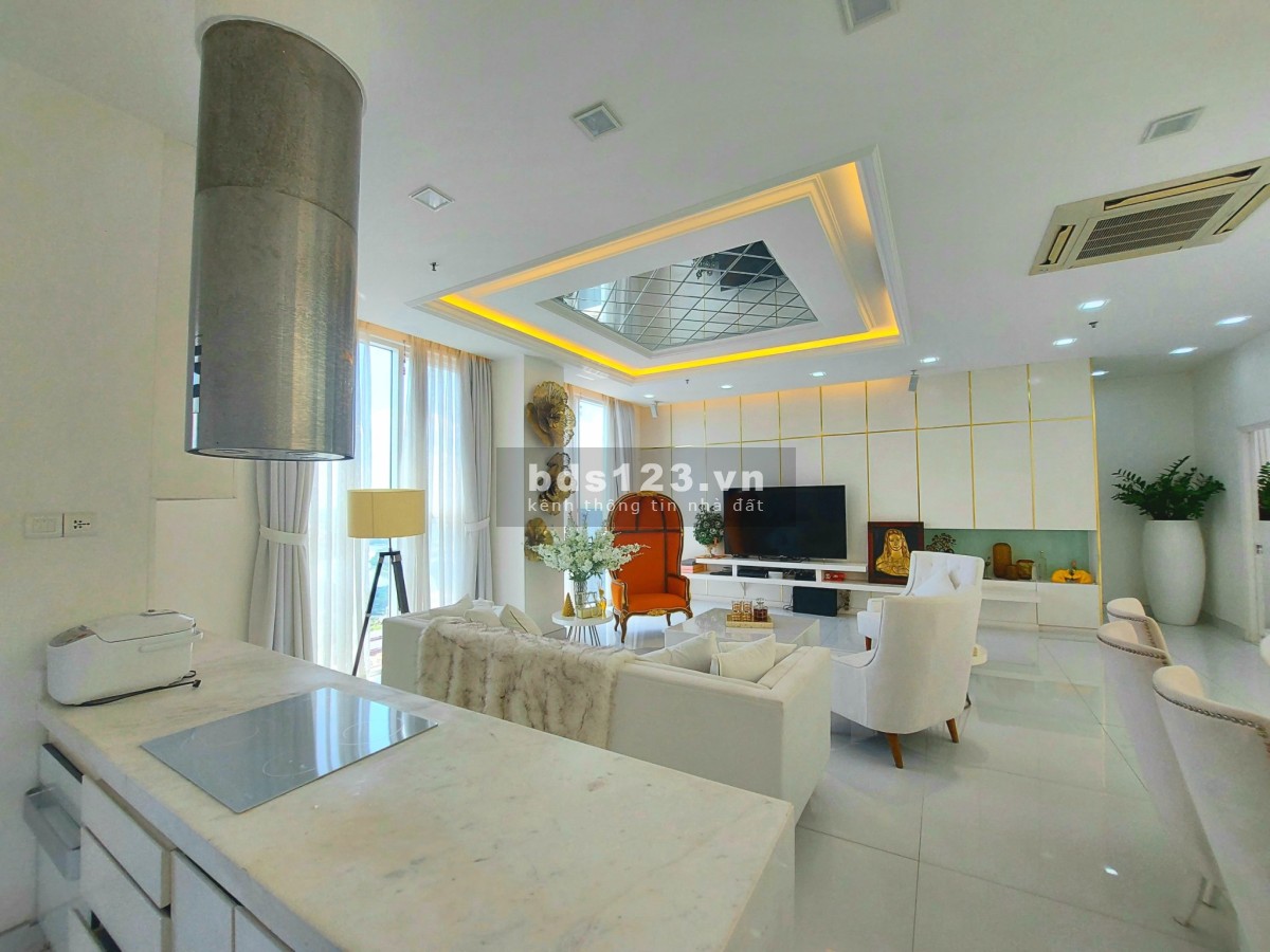Bán căn Penthouse Sunrise City, Nguyễn Hữu Thọ, Q7, đối diện siêu thị Lotte Mart (gần Phú Mỹ Hưng).