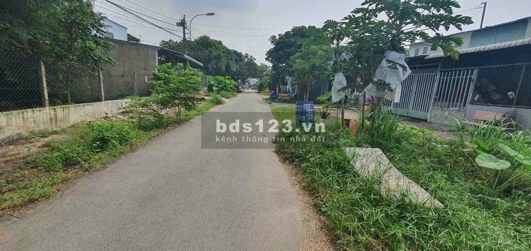 Bán đất 243m2 (8x30) thổ cư giá 870tr, SHR, Nguyễn Văn Khạ,Tân AN Hội, Củ CHi