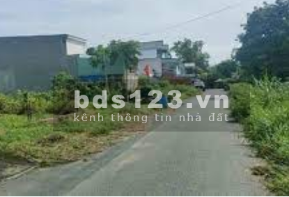 Tôi cần tiền trả lãi ngân hàng, bán gấp lô đất 100m2, giá 400tr, ngay kcn Phước Đông