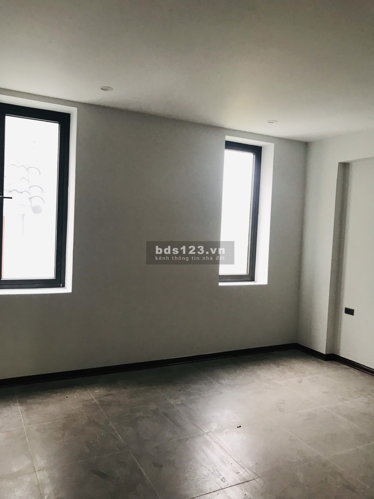 Cho thuê Biệt thự Geleximco Lê Trọng Tấn, Hà Đông. Căn góc DT 266m2, 4 tầng. Giá 35tr