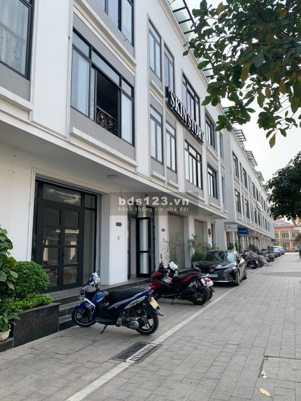 Cho thuê liền kề Vinhomes Gardenia Hàm Nghi, DT 95m2 *5T thông sàn, thang máy giá 50 triệu