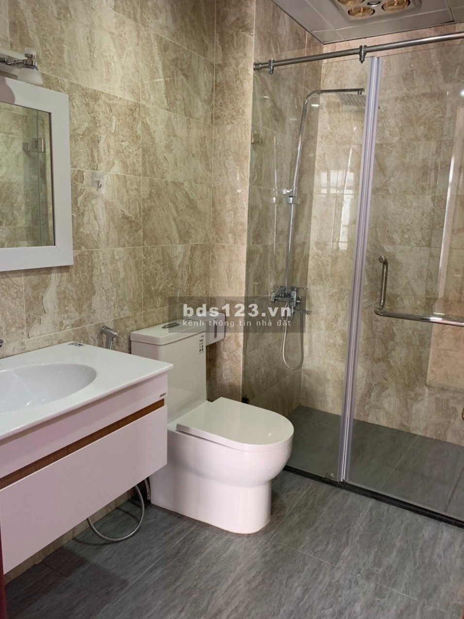 Cho thuê liền kề Vinhomes Gardenia Hàm Nghi, DT 95m2 *5T thông sàn, thang máy giá 50 triệu