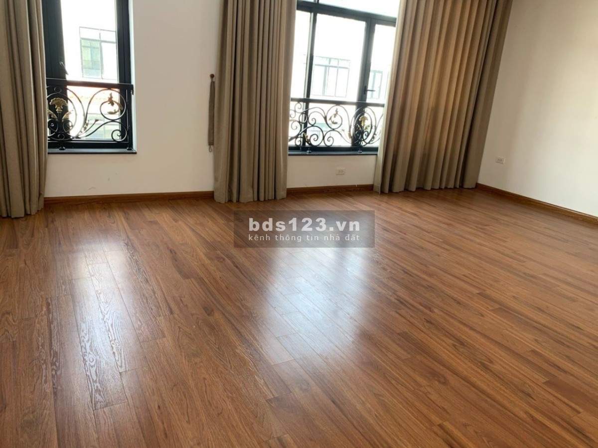 Cho thuê liền kề Vinhomes Gardenia Hàm Nghi, DT 95m2 *5T thông sàn, thang máy giá 50 triệu