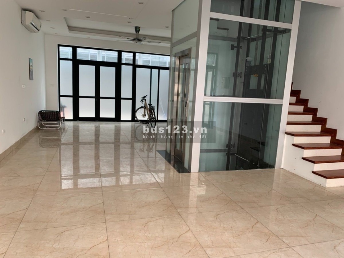 Cho thuê liền kề Vinhomes Gardenia Hàm Nghi, DT 95m2 *5T thông sàn, thang máy giá 50 triệu