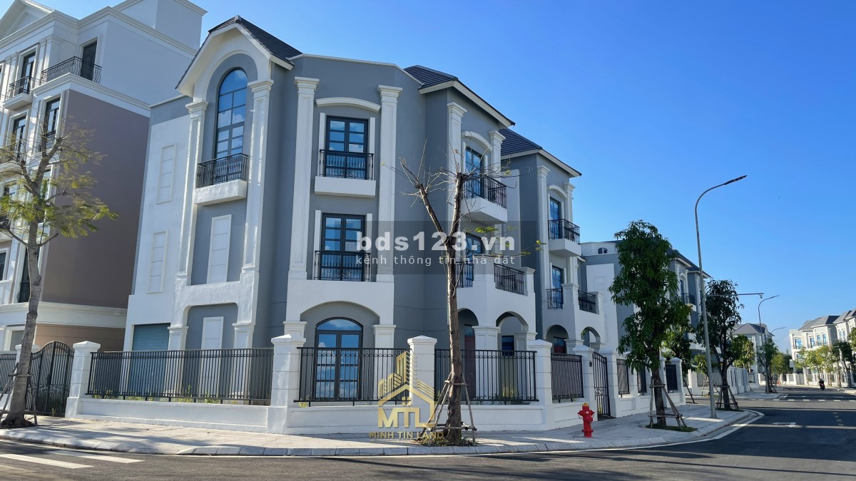 Bán nhanh nhà phố Vinhomes Quận 9 - 84m2 giá 11,9 tỷ BTP