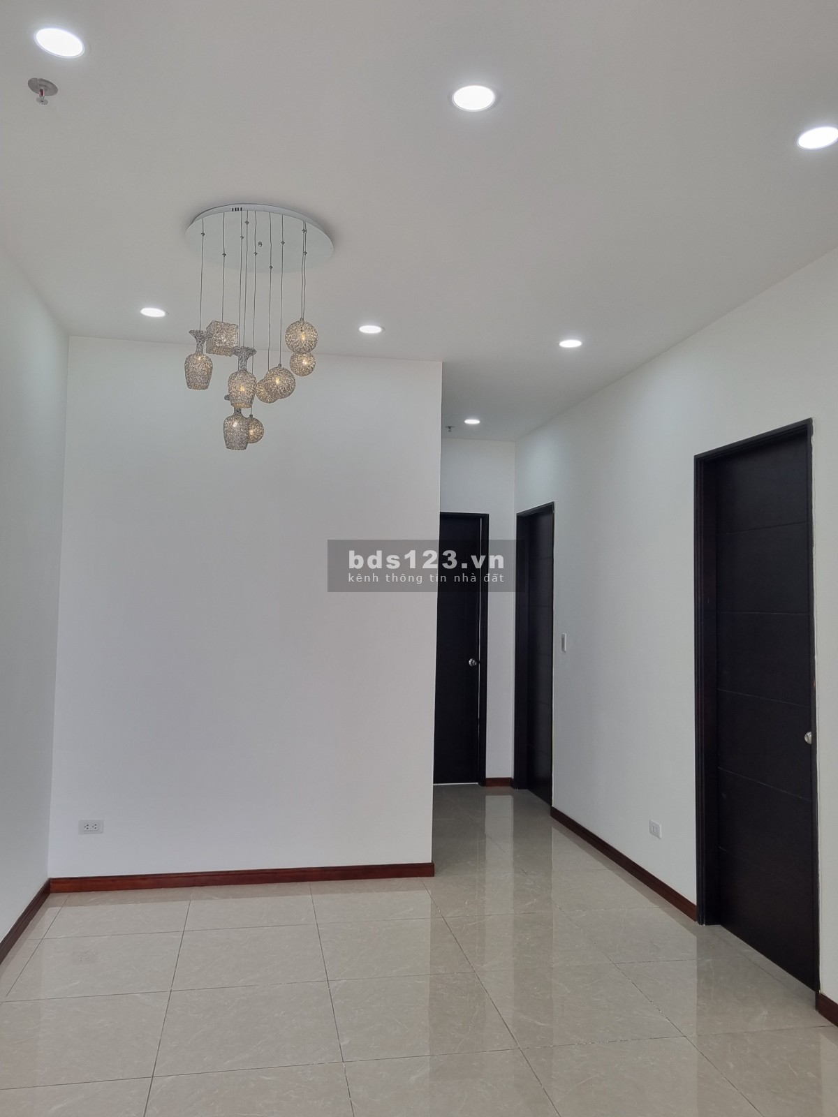 Cần cho thuê căn hộ Docklands Saigon, Đ/C 99 Nguyễn Thị Thập, Tân Phú,