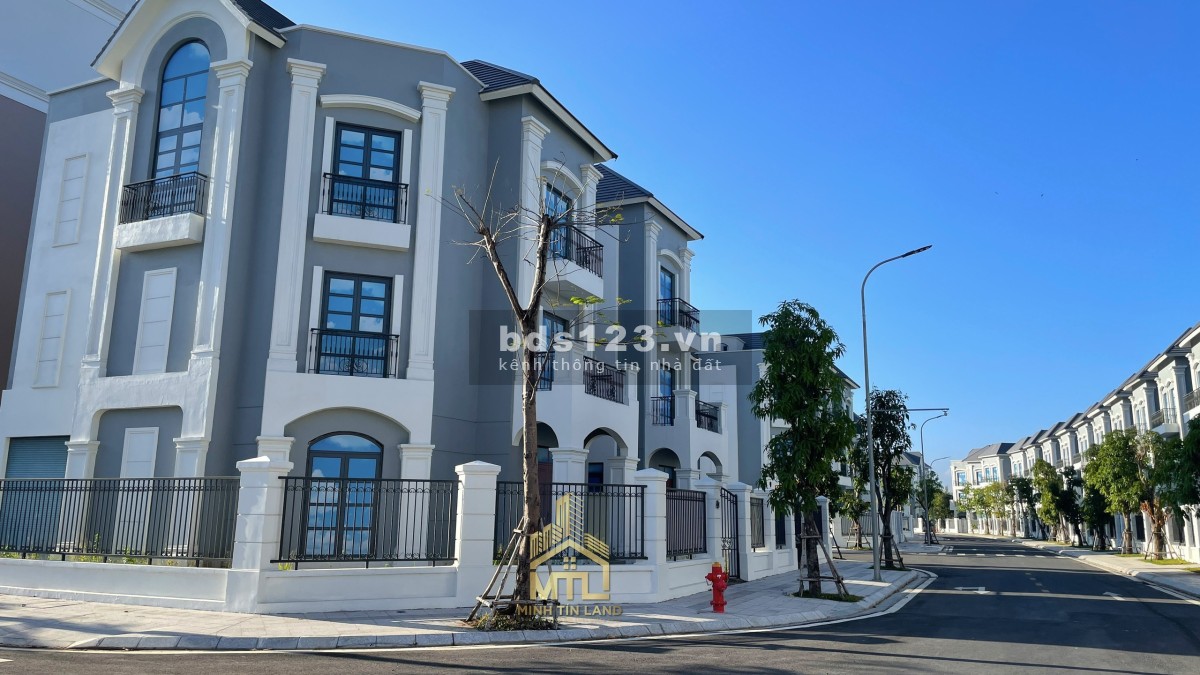 Bán nhanh nhà phố Vinhomes Quận 9 - 84m2 giá 11,9 tỷ BTP
