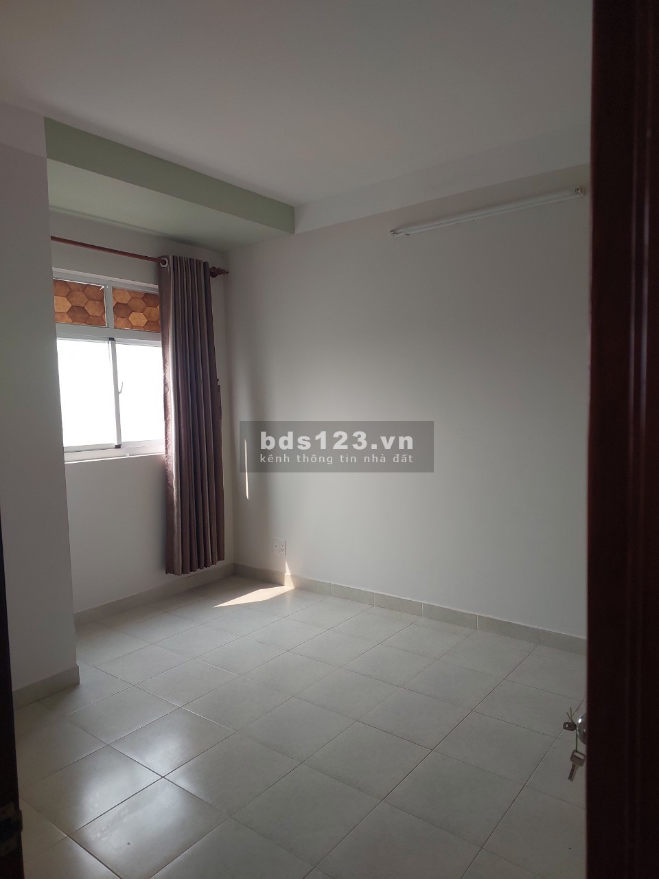 Cần bán căn hộ Cao Ốc H2 Đ/C 196 Hoàng Diệu, Hẻm 109 Hoàng Văn Thụ