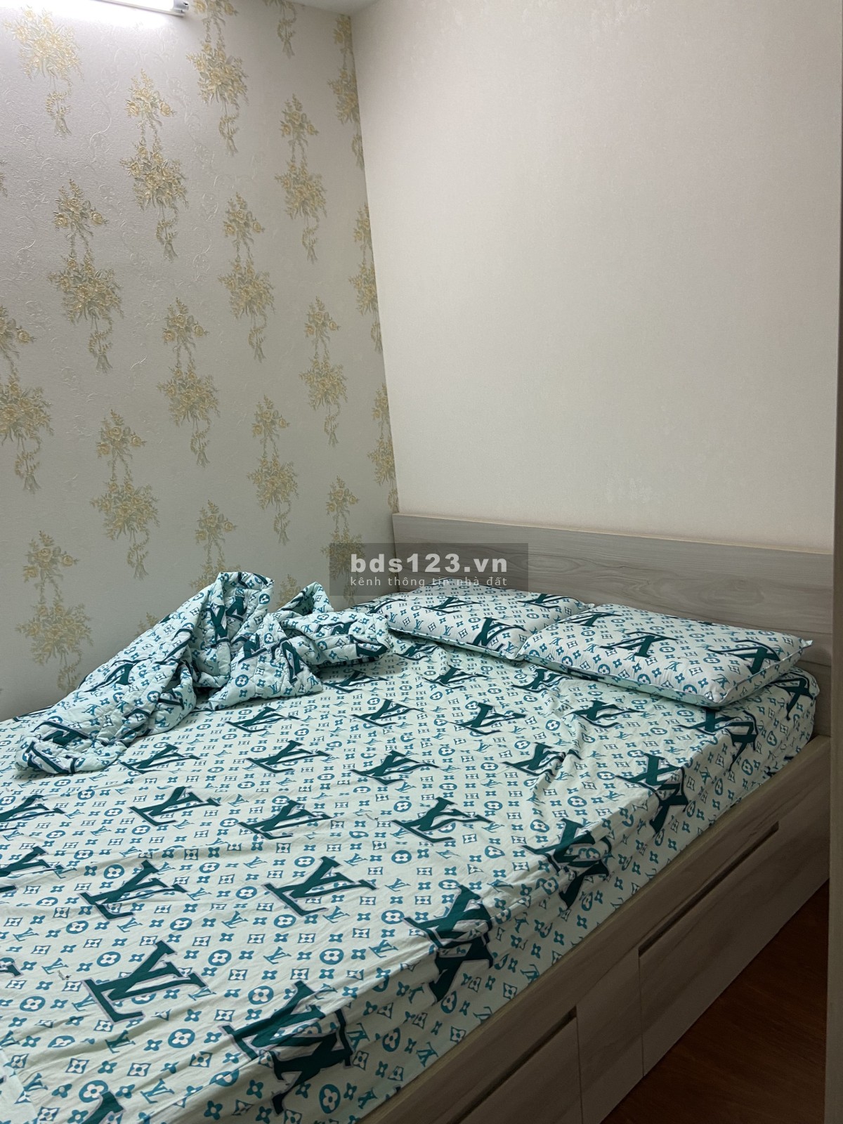 Cần cho thuê căn hộ chung cư Felisa Riverside, 99E Bến Bình Đông
