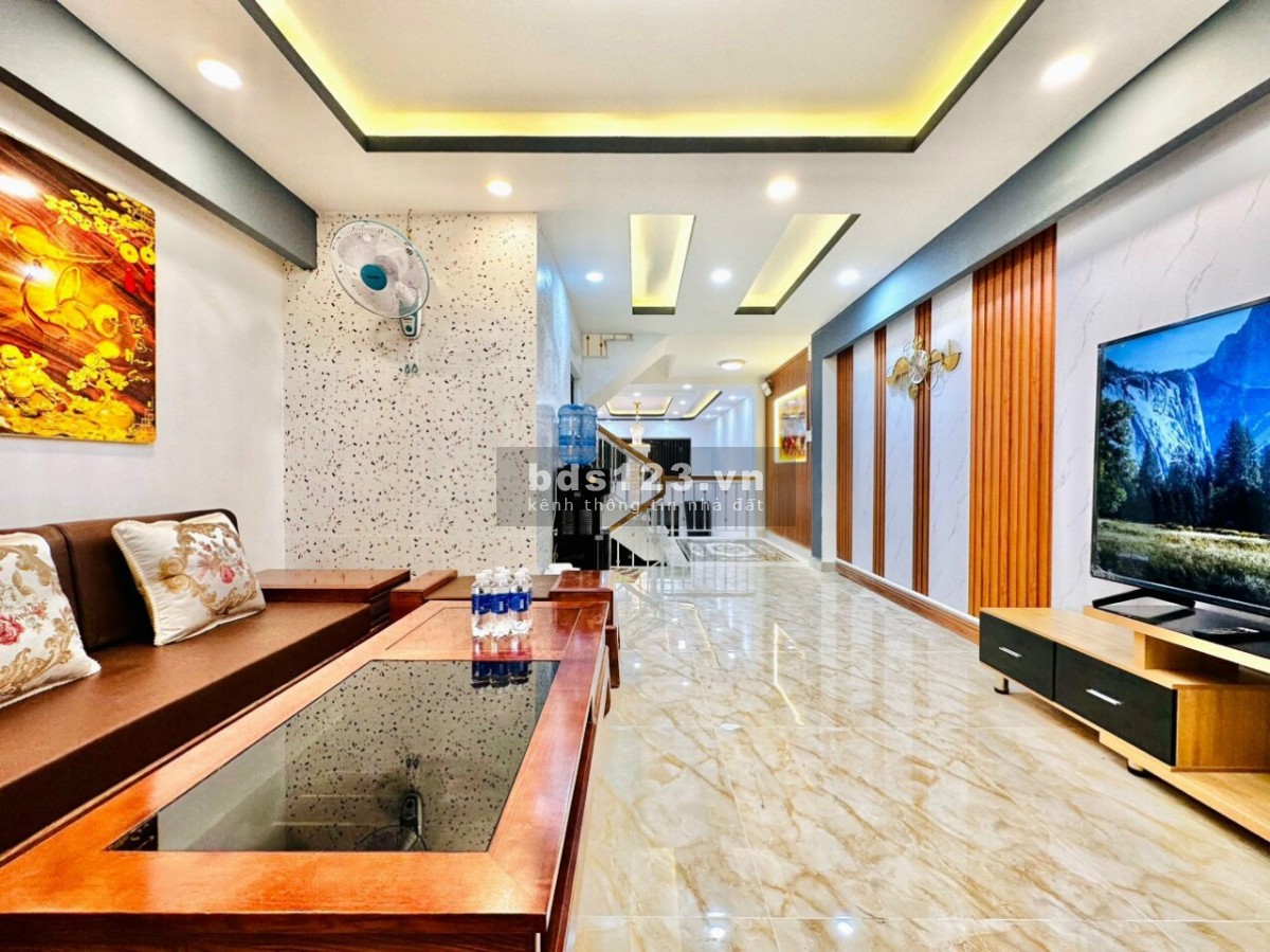 Bán nhà hxh 6m có vỉa hè Phạm Văn Chiêu, Phường 14, Quận Gò Vấp