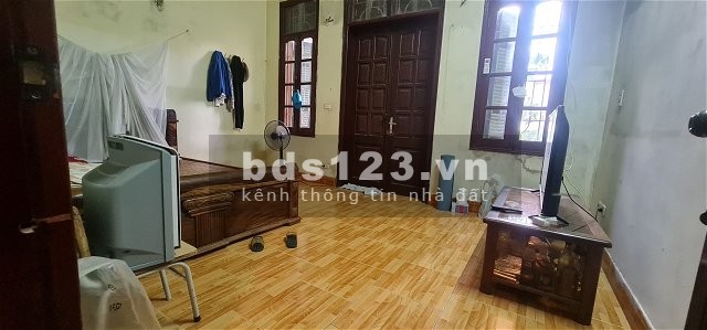 Bán nhà đường Võ Chí Công. Dt 91m, 4T, Mt 4,8m, 17,7ty. Giá tốt, Ô tô vào nhà, KDoanh Vp, Trụ sở Cty