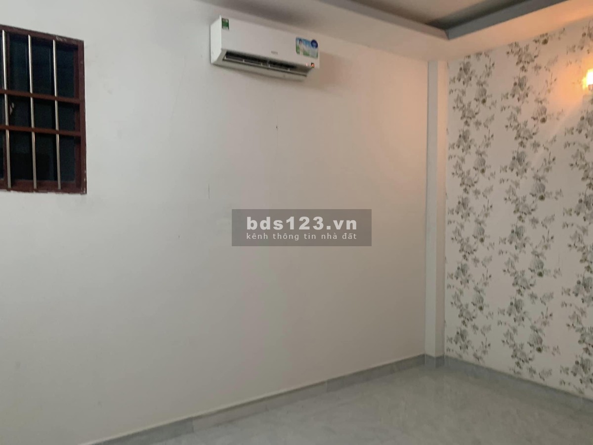 Nhà 3 tầng, hẻm 5m, Huỳnh Tấn Phát, quận 7, DT 5X11.5, Giá 4 tỷ 9