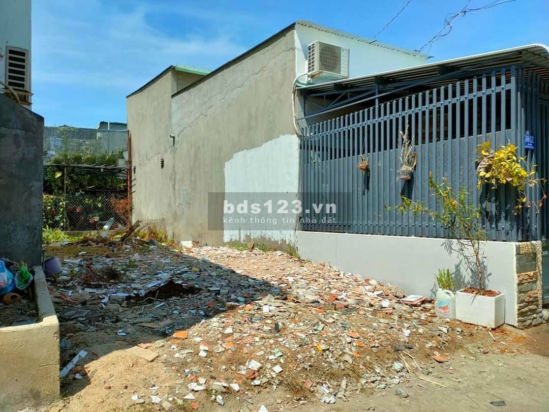 Bán 4 lô đất ở Củ Chi, Chủ cực ngộp , có sổ riêng , giá 1 tỷ 1 - 1 tỷ 5 , full thổ , Gần thị trấn