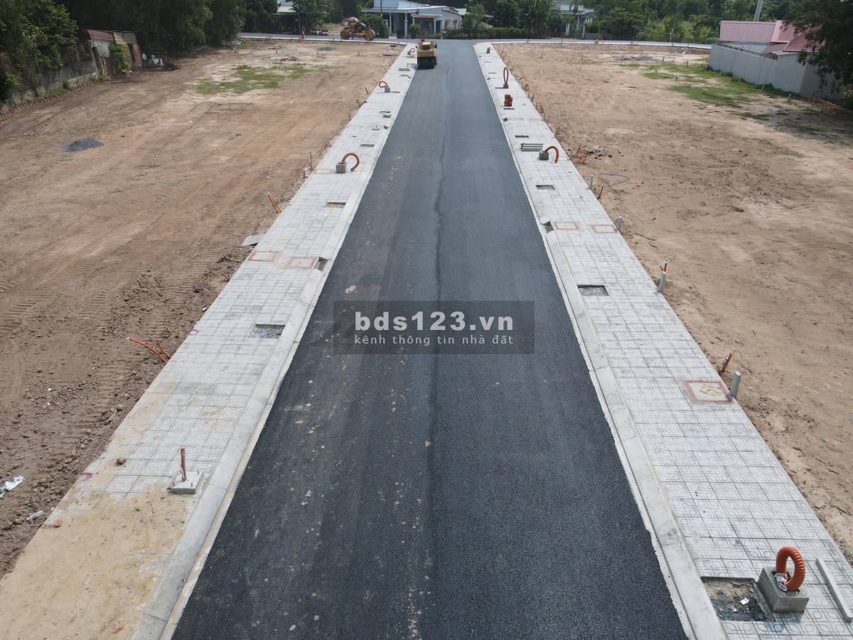 Bán đất mặt tiền đường Nguyễn Văn Khạ, Tân An Hội, Củ Chi đất full thổ cư