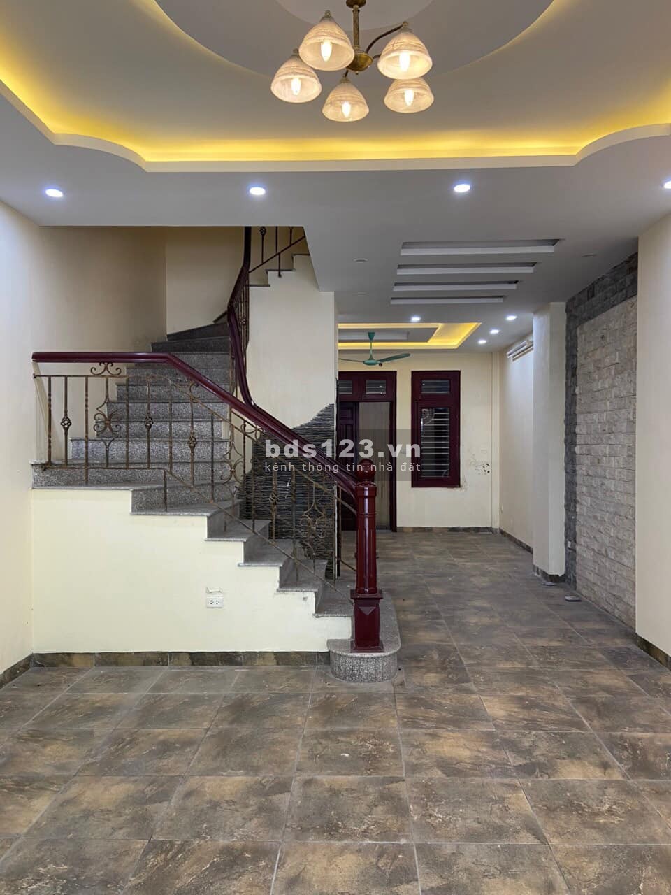 [hạ sốc 3 tỷ] bán gấp nhà phân lô Đống Đa, oto tải tránh, 80m2 x 5t cực đẹp, giá chỉ 20.8 tỷ.