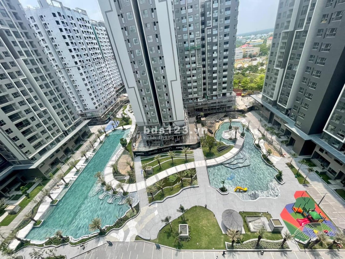 Bán căn hộ West Gate Park mặt tiền Nguyễn Văn Linh giá 2,65 tỷ thanh toán 800tr nhận nhà ngay
