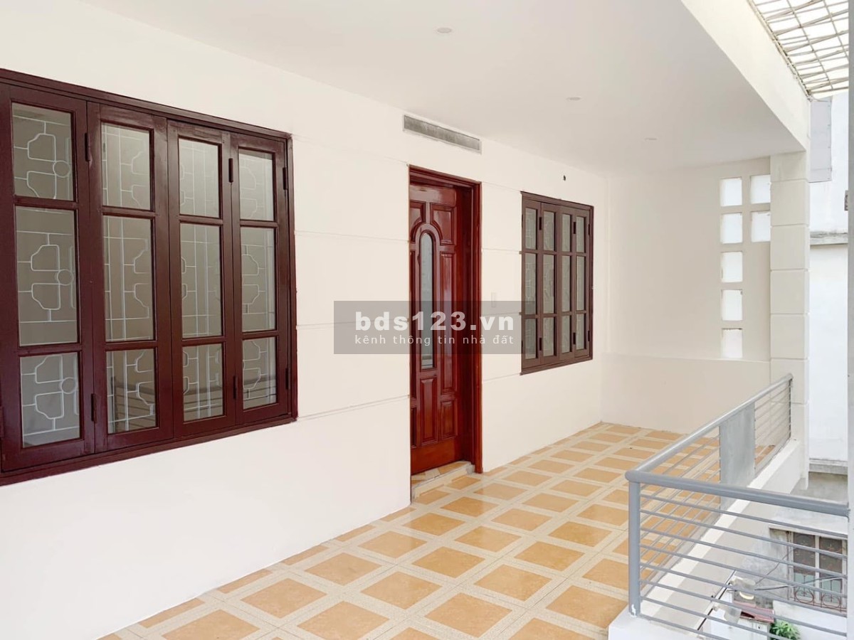 Bán gấp biệt thự phố Tây Sơn, cách phố 15m, 75m2 x 4T, giá chỉ 6.9 tỷ.
