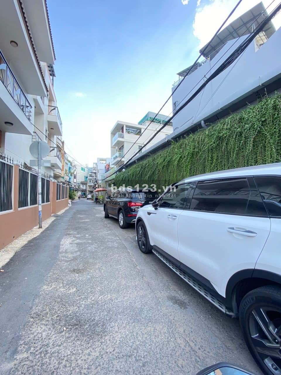 Bán nhà 60m²- giá rẻ nhất khu vực - hxh- sát mt- Dương Quảng Hàm Gò Vấp