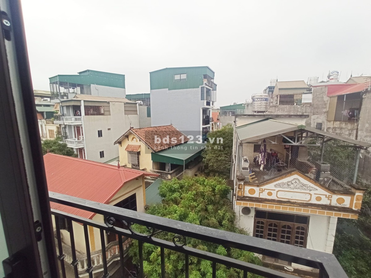 Bán nhà TƯ ĐÌNH, diện tích 50m, giá 4.88 tỷ, Ô TÔ đỗ nhà