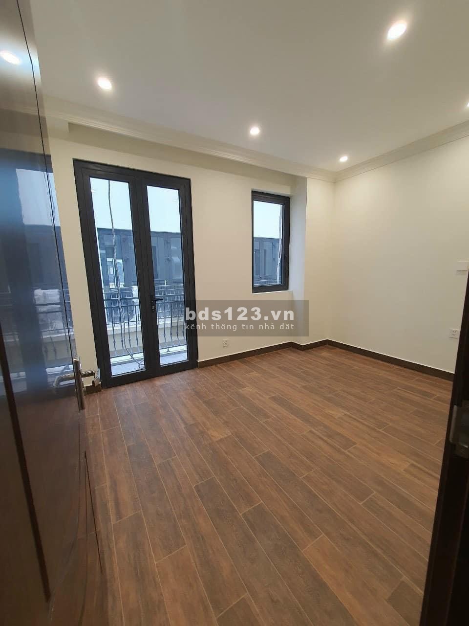 Bán Gấp Chà Là 59m2 giá 6,2 tỷ Bao Phí, đã hoàn thiện 3 tầng đang cho thuê 20tr/tháng Vin2- Hưng Yên