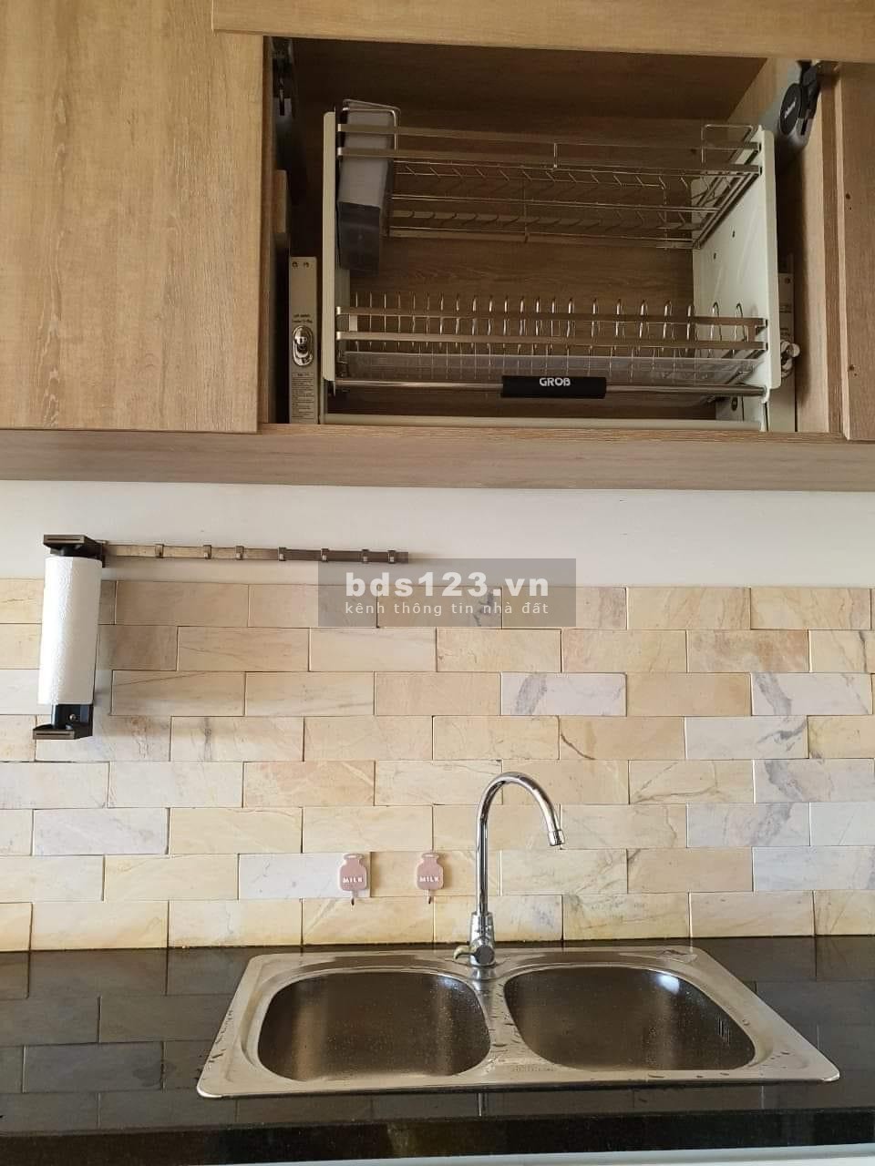 Cần bán gấp căn hộ Flora Kikyo, 55m2 1 + 1PN - 1WC Full nội thất, giá chỉ 2 tỷ 250 thương lượng